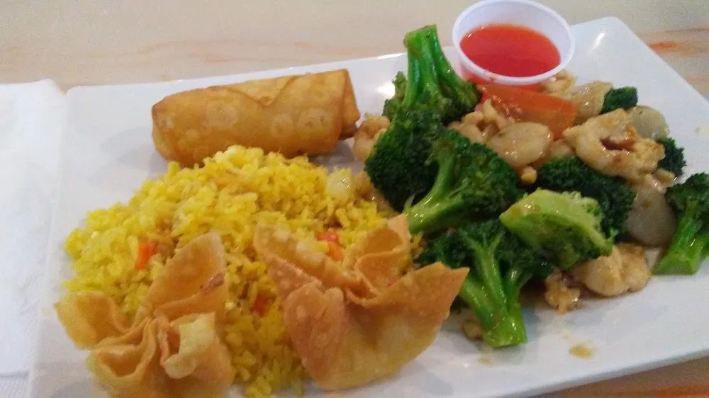 Chicken & Broccoli Combo